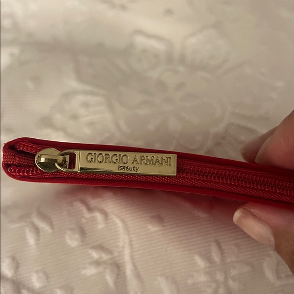 Gucci Chanel Giorgio Armani - Picture 6 of 8